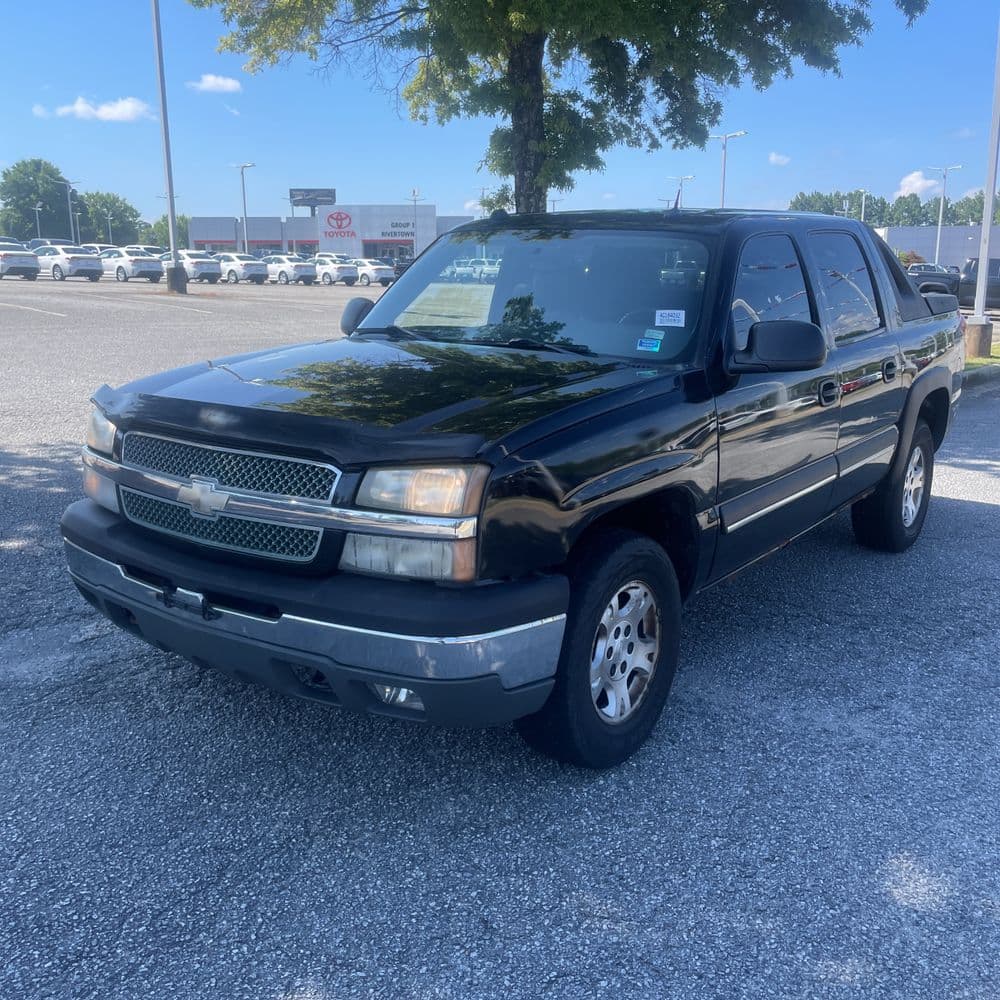 2004 Chevrolet Avalanche photo 3