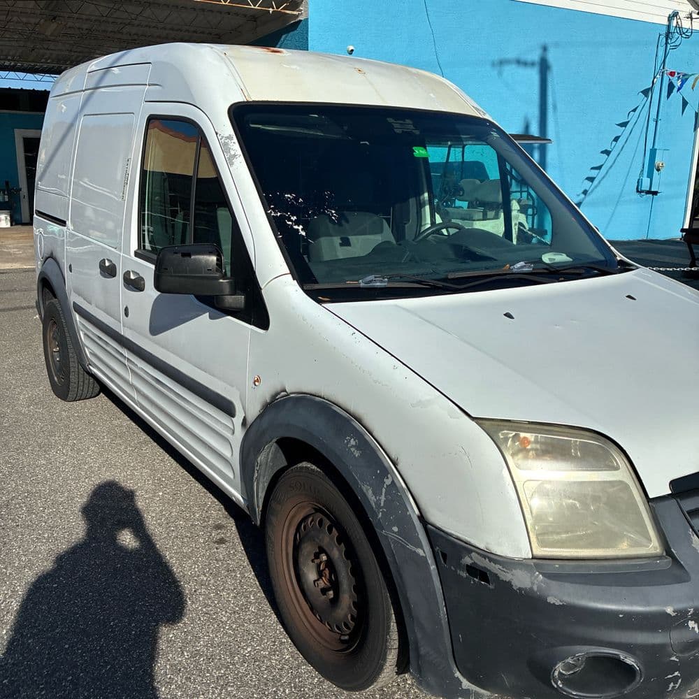 2010 Ford Transit Connect photo 5