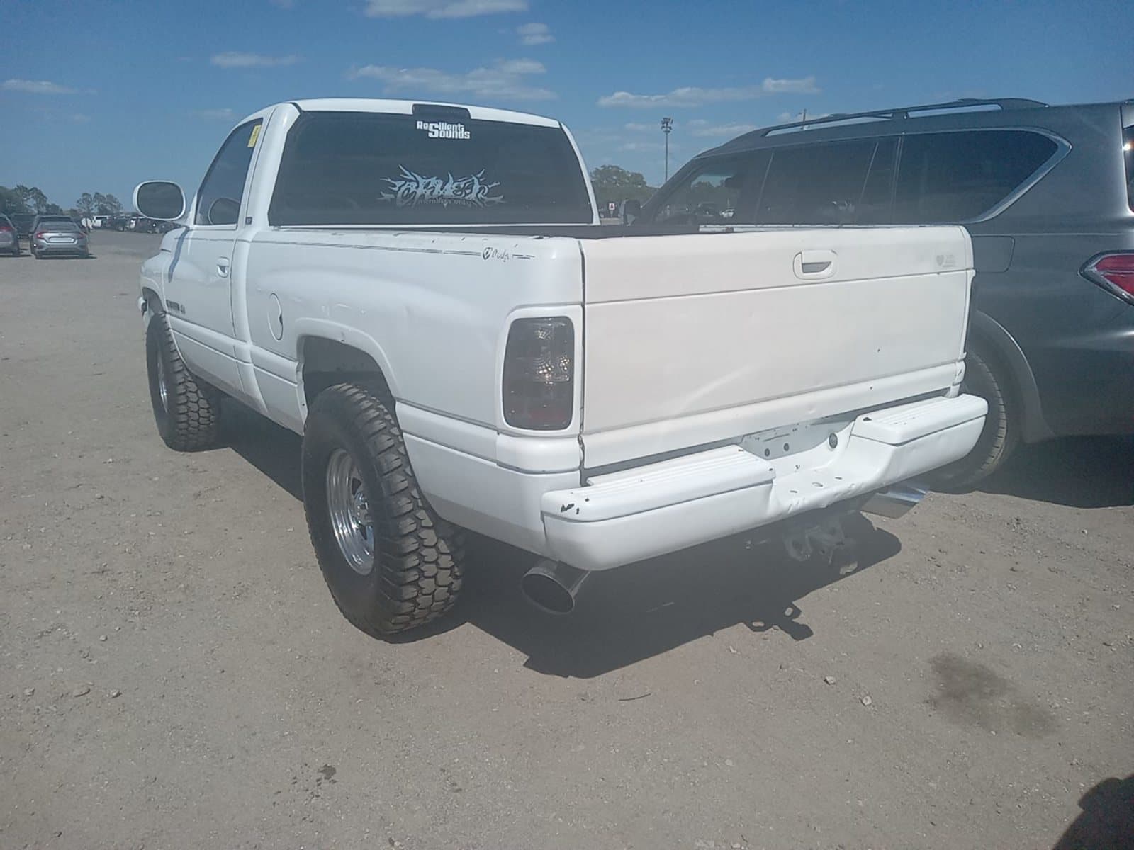1998 Dodge Ram 1500 photo 2