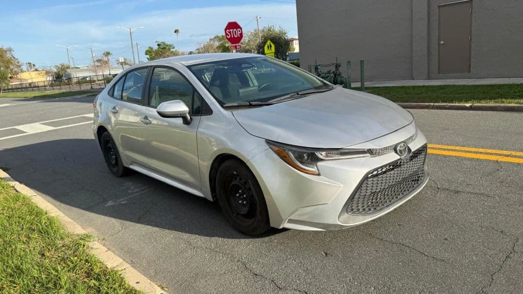2024 Toyota Corolla photo 3