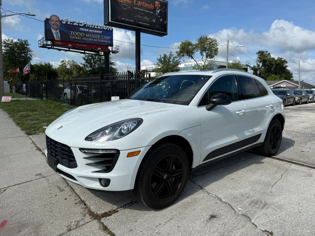 2016 Porsche Macan