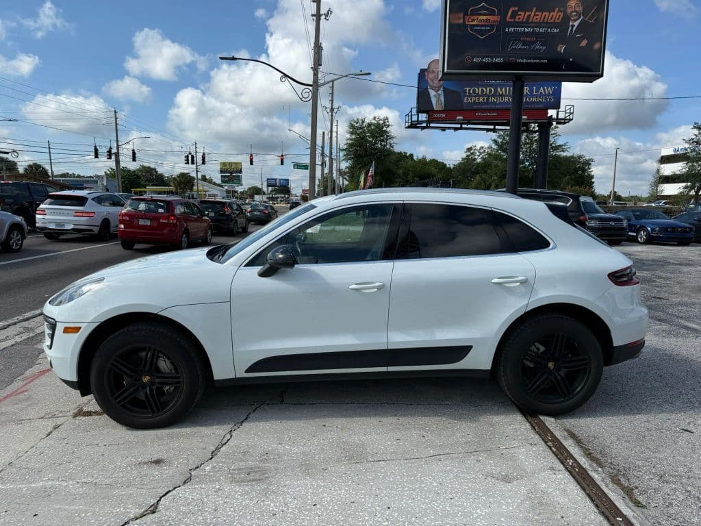 2016 Porsche Macan photo 5
