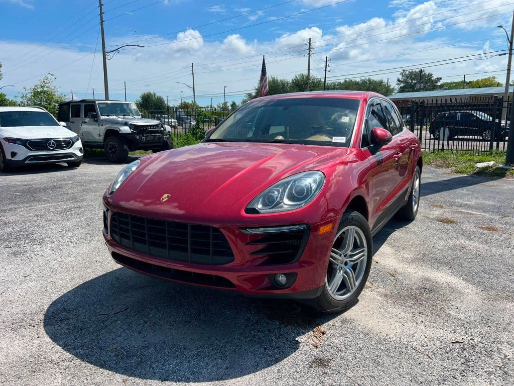 2016 Porsche Macan