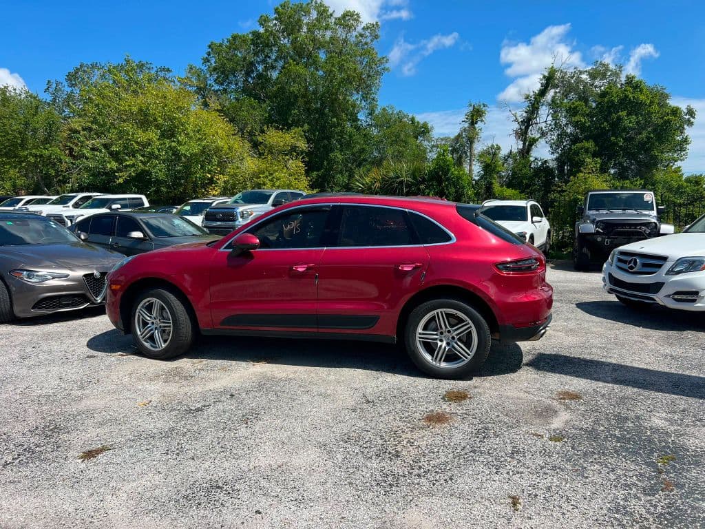 2016 Porsche Macan photo 5