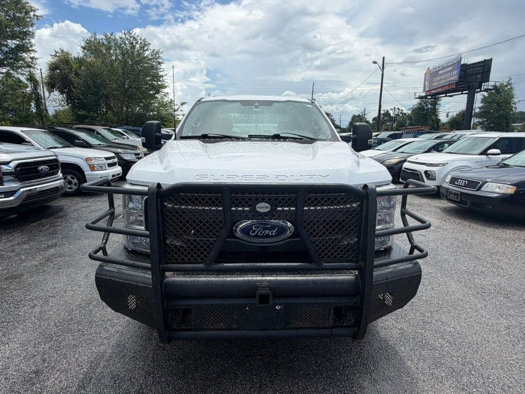 2022 Ford F250 Super Duty Crew Cab photo 3