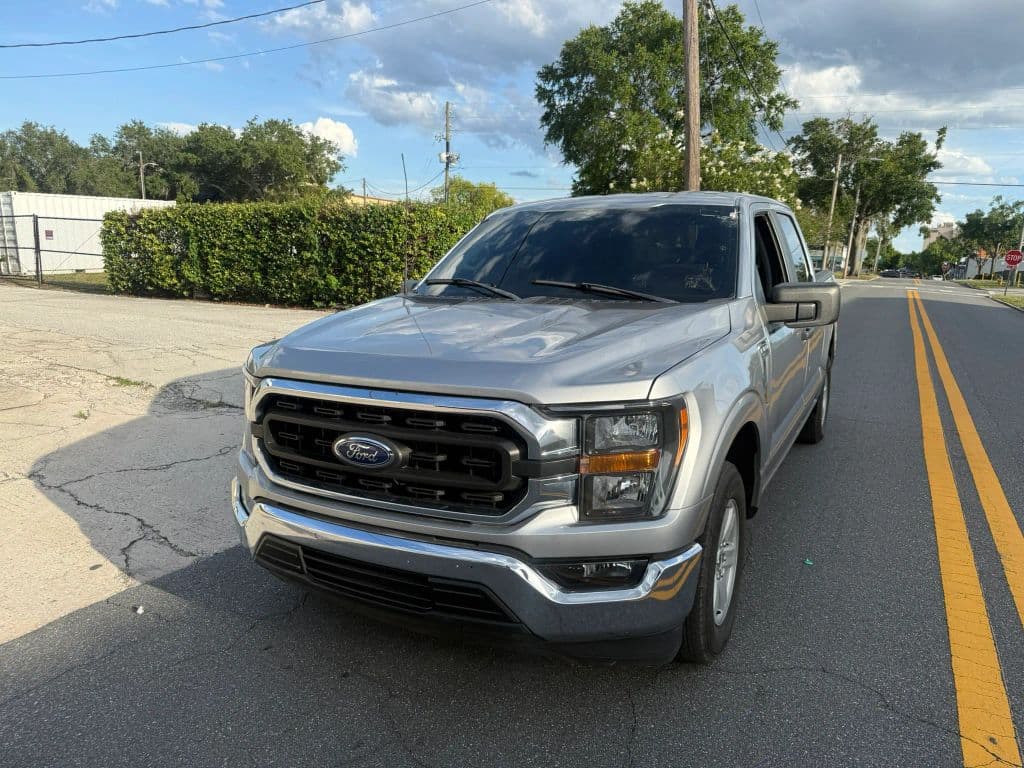 2023 Ford F150 Supercrew Cab photo 2