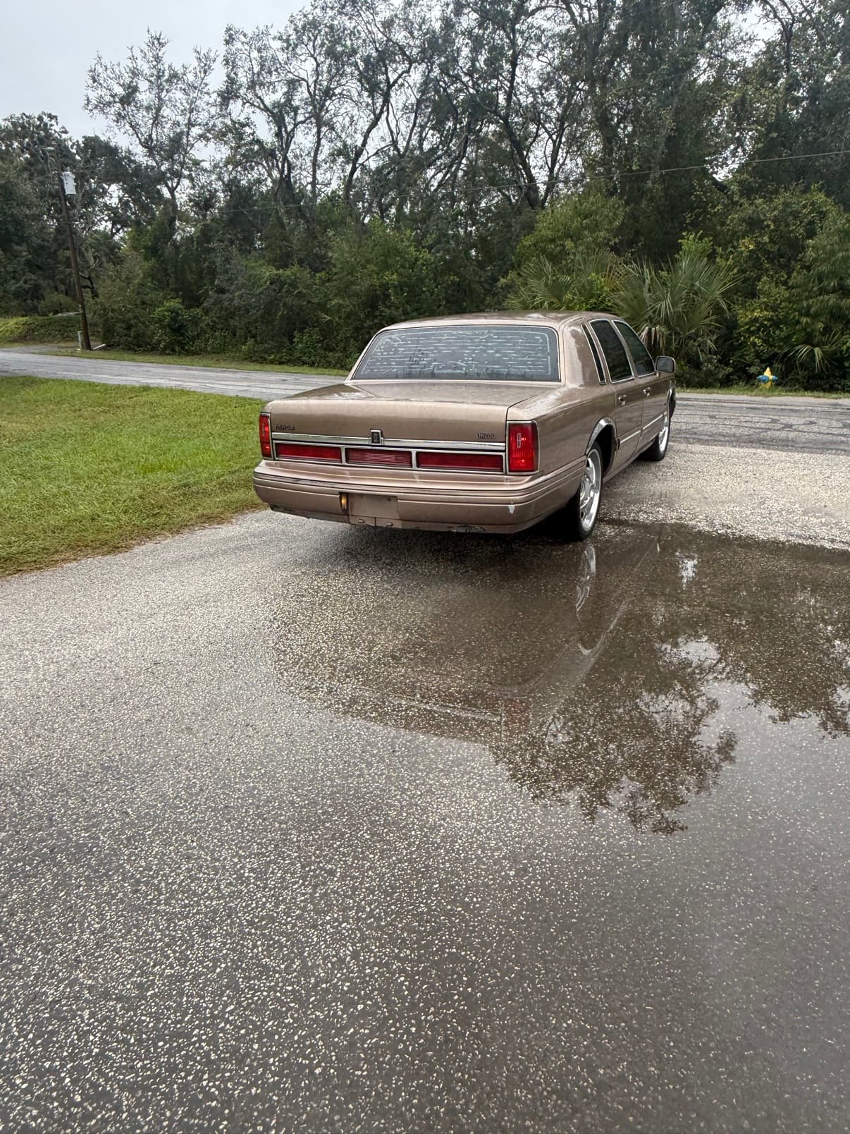 1997 Lincoln Town Car photo 5