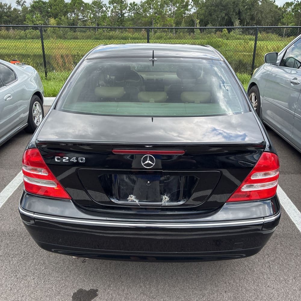 2001 Mercedes-Benz C240 photo 4