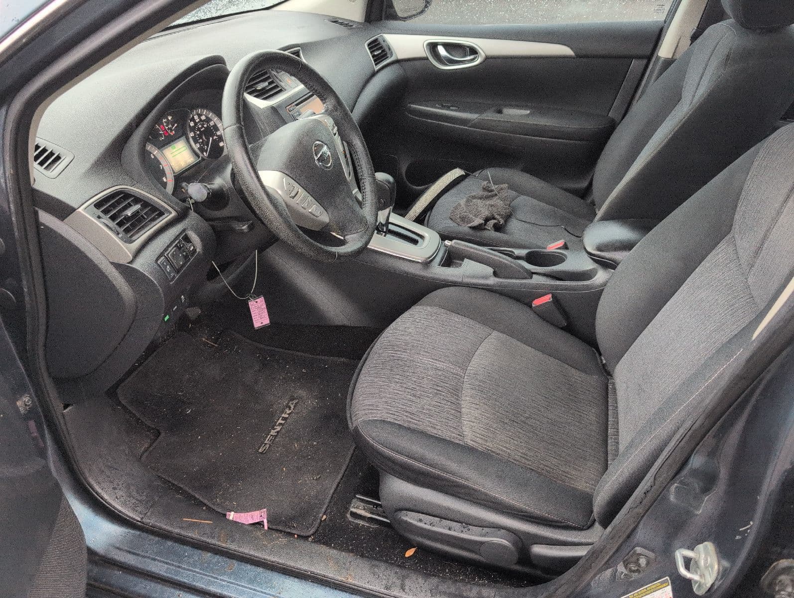 2015 Nissan Sentra photo 5